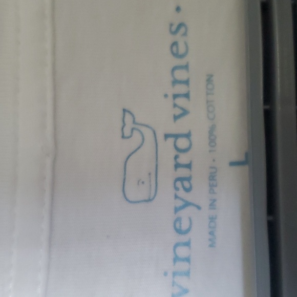 Vineyard Vines Size L Happy Holidays Christmas Long Sleeve Tee Shirt - Picture 2 of 5